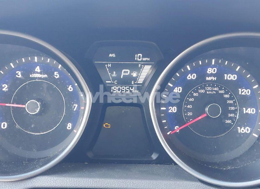 Photo 7 of 2015 Hyundai Elantra SE (VIN 5NPDH4AE2FH561730)