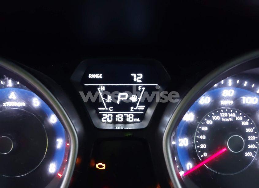 Photo 15 of 2015 Hyundai Elantra LIMITED (VIN 5NPDH4AE2FH562957)