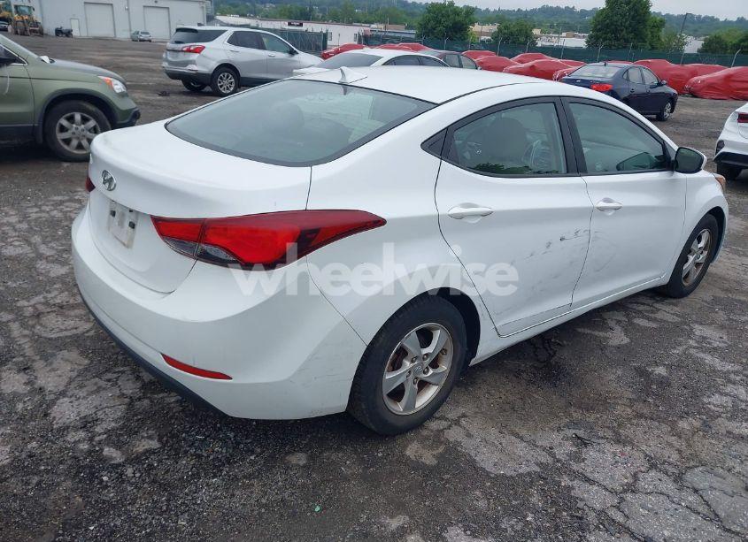 Photo 4 of 2015 Hyundai Elantra SE (VIN 5NPDH4AE2FH563803)