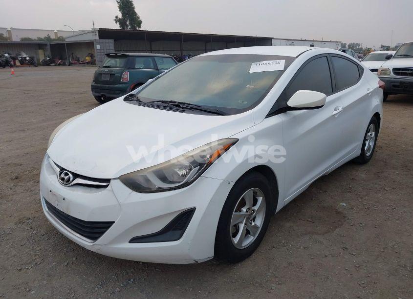 Photo 6 of 2015 Hyundai Elantra SE (VIN 5NPDH4AE2FH564711)