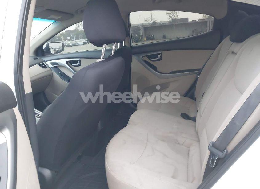 Photo 8 of 2015 Hyundai Elantra SE (VIN 5NPDH4AE2FH564711)