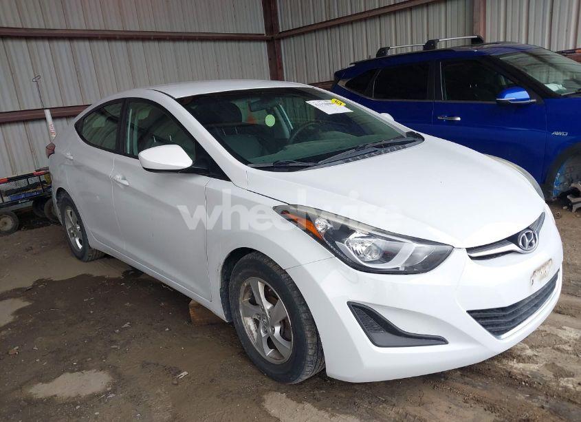 2015 Hyundai Elantra SE (VIN 5NPDH4AE2FH573747) main photo
