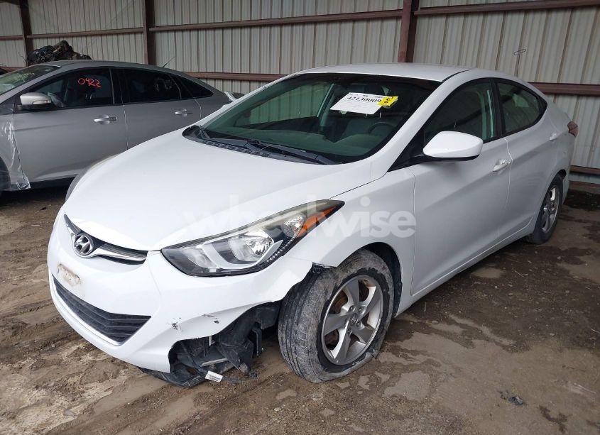 Photo 2 of 2015 Hyundai Elantra SE (VIN 5NPDH4AE2FH573747)