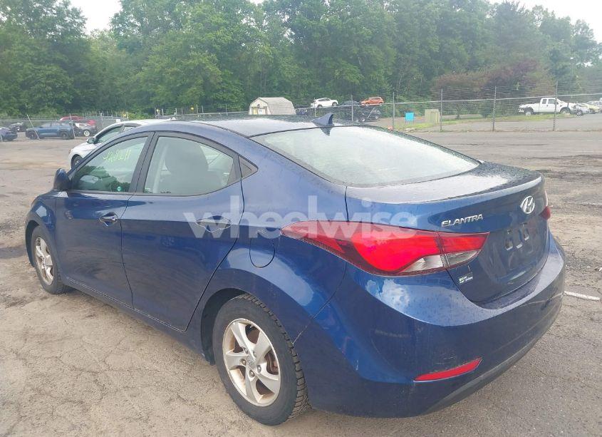 Photo 3 of 2015 Hyundai Elantra SE (VIN 5NPDH4AE2FH575899)