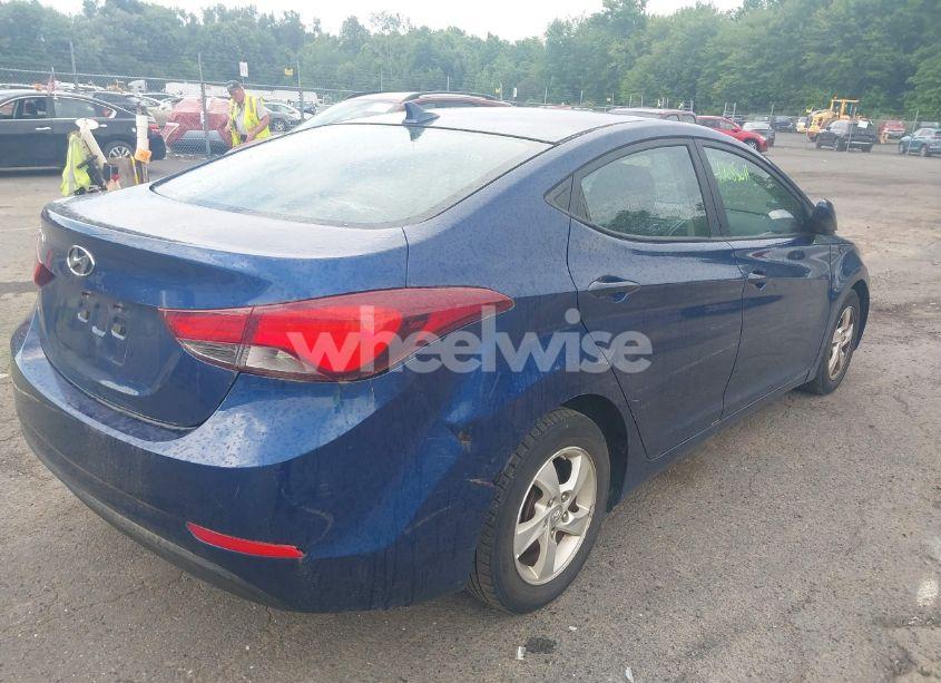 Photo 4 of 2015 Hyundai Elantra SE (VIN 5NPDH4AE2FH575899)