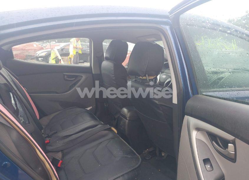 Photo 8 of 2015 Hyundai Elantra SE (VIN 5NPDH4AE2FH575899)