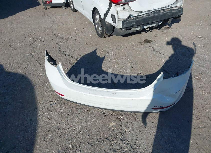 Photo 12 of 2015 Hyundai Elantra SE (VIN 5NPDH4AE2FH576017)