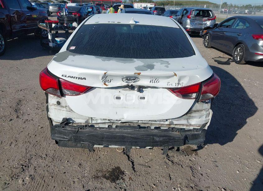 Photo 13 of 2015 Hyundai Elantra SE (VIN 5NPDH4AE2FH576017)