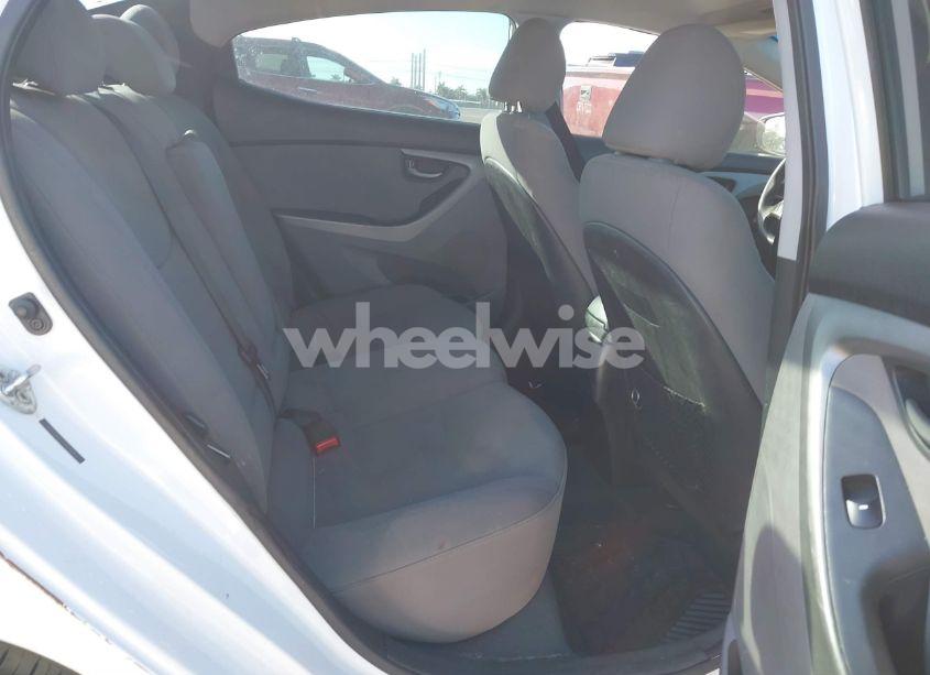 Photo 8 of 2015 Hyundai Elantra SE (VIN 5NPDH4AE2FH576017)