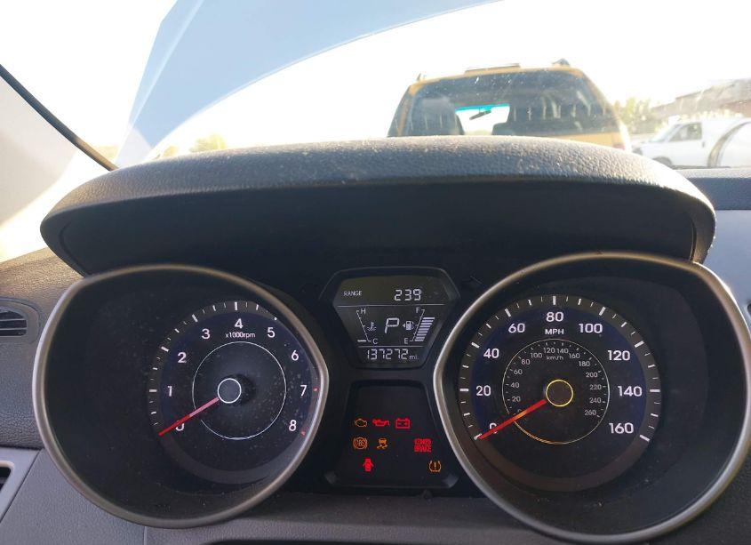 Photo 7 of 2015 Hyundai Elantra SE (VIN 5NPDH4AE2FH579404)