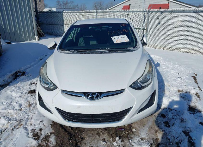 Photo 12 of 2015 Hyundai Elantra SE (VIN 5NPDH4AE2FH580326)