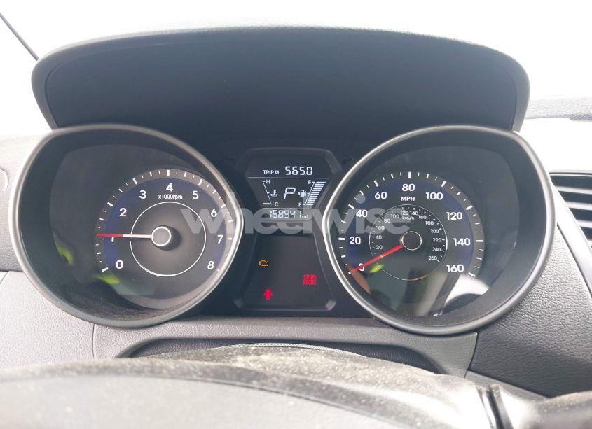 Photo 7 of 2015 Hyundai Elantra SE (VIN 5NPDH4AE2FH584652)