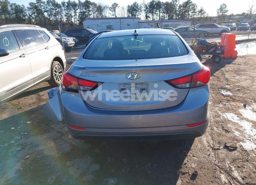 Photo 16 of 2015 Hyundai Elantra SE (VIN 5NPDH4AE2FH585297)