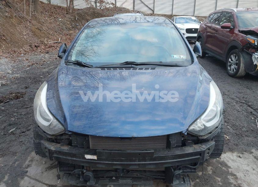 Photo 13 of 2015 Hyundai Elantra SE (VIN 5NPDH4AE2FH589284)