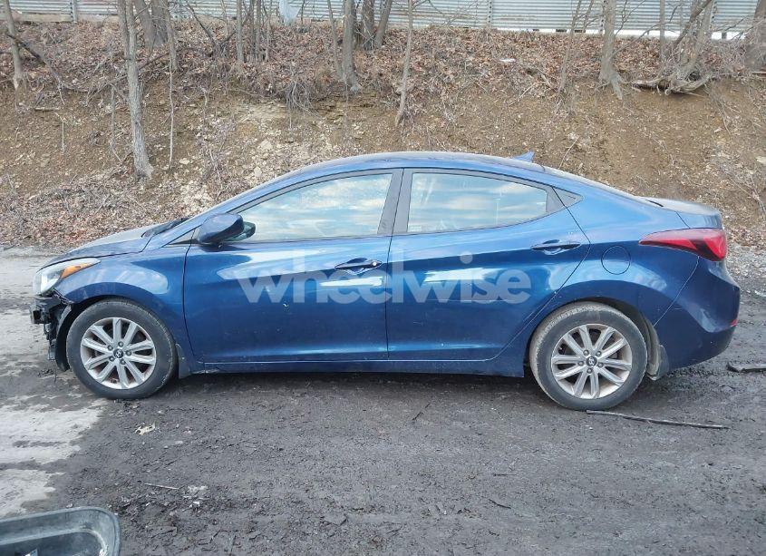 Photo 15 of 2015 Hyundai Elantra SE (VIN 5NPDH4AE2FH589284)