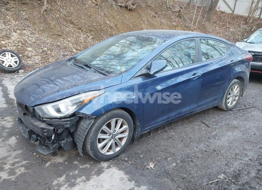 Photo 2 of 2015 Hyundai Elantra SE (VIN 5NPDH4AE2FH589284)