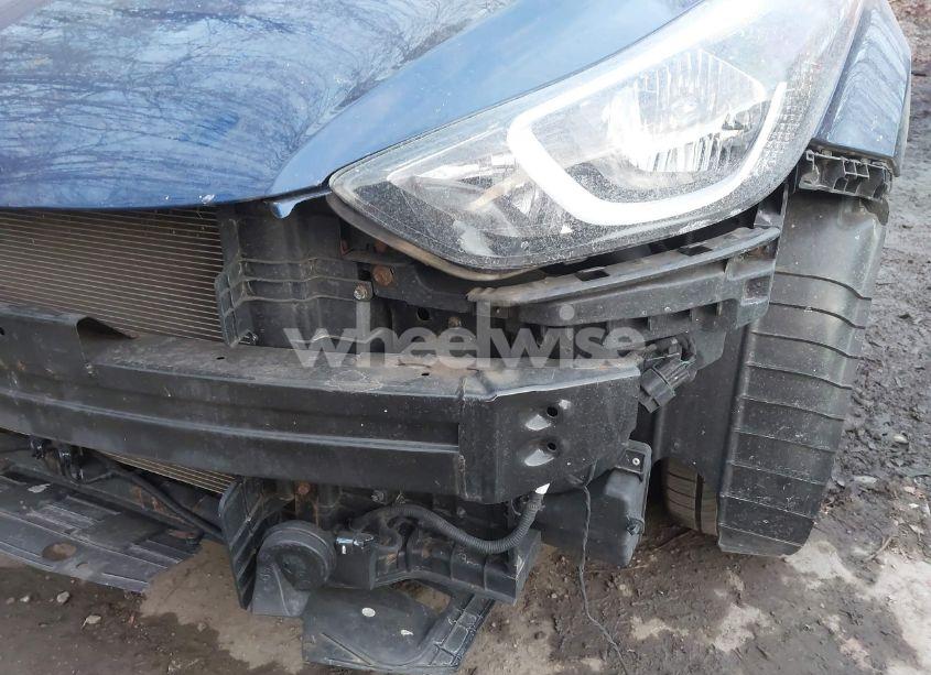 Photo 22 of 2015 Hyundai Elantra SE (VIN 5NPDH4AE2FH589284)