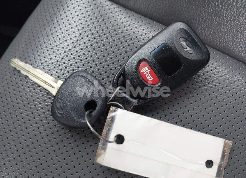 Photo 11 of 2015 Hyundai Elantra LIMITED (VIN 5NPDH4AE2FH597191)