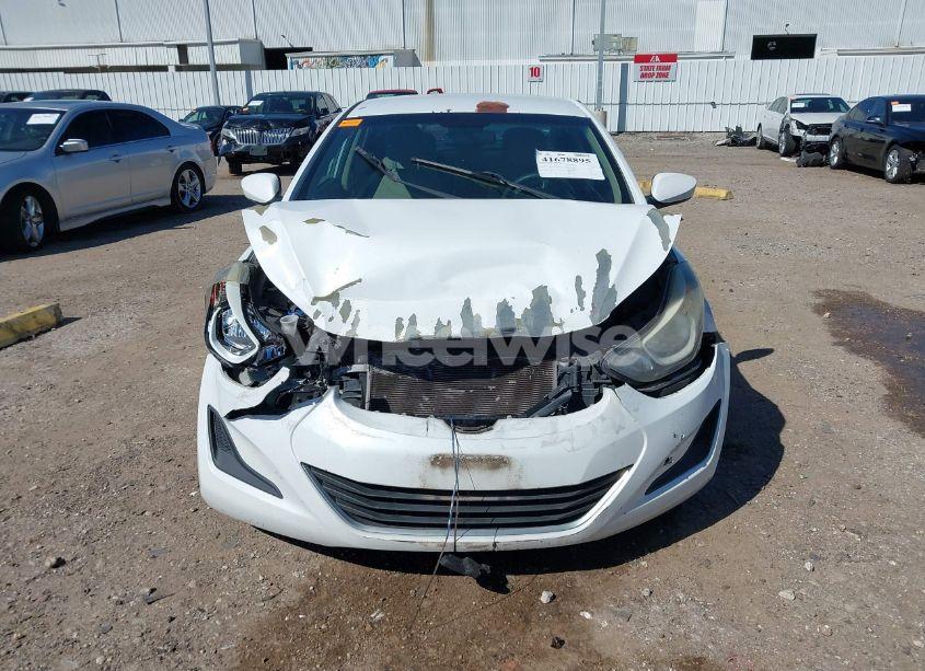 Photo 12 of 2015 Hyundai Elantra SE (VIN 5NPDH4AE2FH597501)