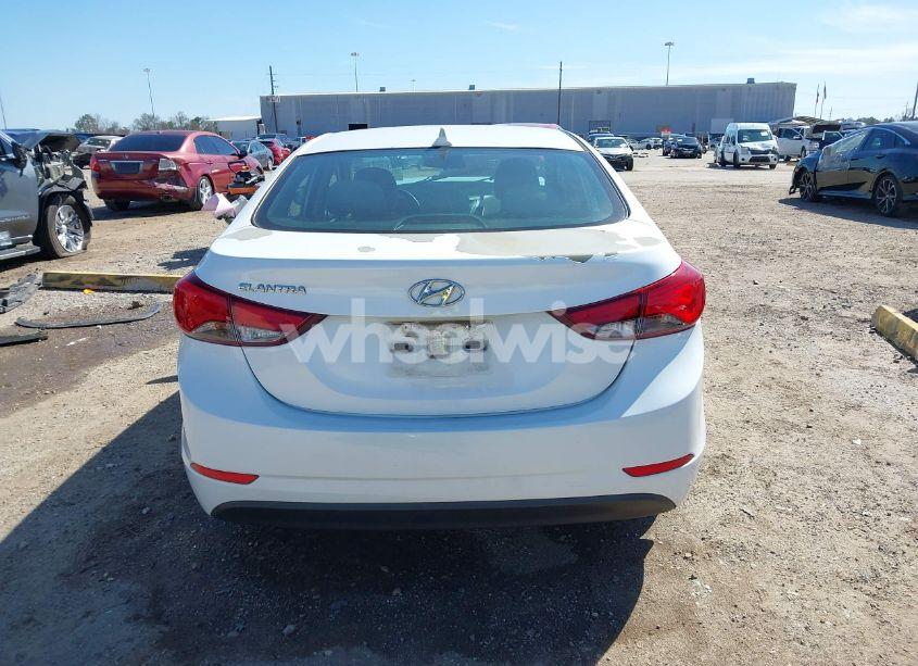 Photo 16 of 2015 Hyundai Elantra SE (VIN 5NPDH4AE2FH597501)