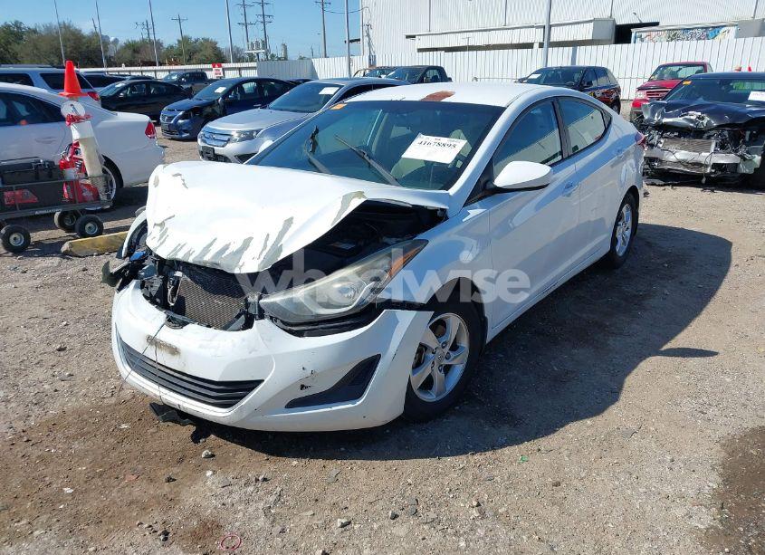 Photo 2 of 2015 Hyundai Elantra SE (VIN 5NPDH4AE2FH597501)