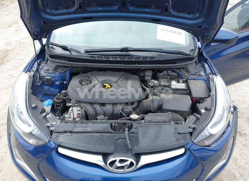 Photo 10 of 2015 Hyundai Elantra SE (VIN 5NPDH4AE2FH605841)