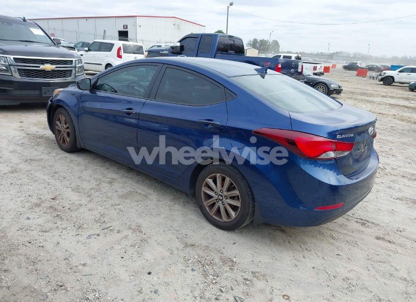Photo 3 of 2015 Hyundai Elantra SE (VIN 5NPDH4AE2FH605841)