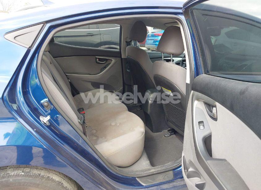 Photo 8 of 2015 Hyundai Elantra SE (VIN 5NPDH4AE2FH605841)