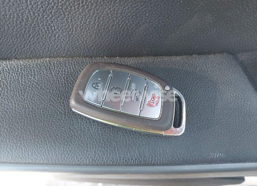 Photo 11 of 2015 Hyundai Elantra LIMITED (VIN 5NPDH4AE2FH610697)