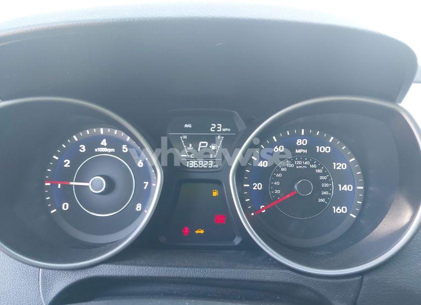 Photo 7 of 2015 Hyundai Elantra LIMITED (VIN 5NPDH4AE2FH610697)