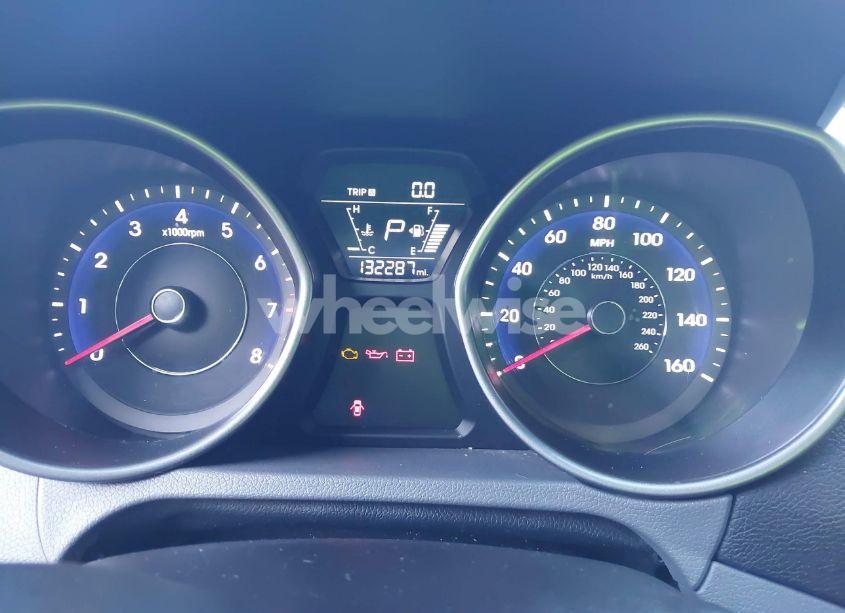 Photo 7 of 2015 Hyundai Elantra SE (VIN 5NPDH4AE2FH644994)