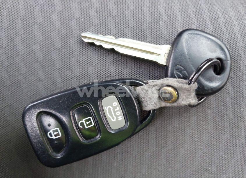 Photo 11 of 2015 Hyundai Elantra SE (VIN 5NPDH4AE2FH645692)