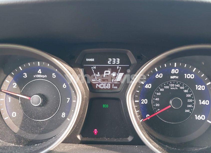 Photo 7 of 2015 Hyundai Elantra SE (VIN 5NPDH4AE2FH645692)