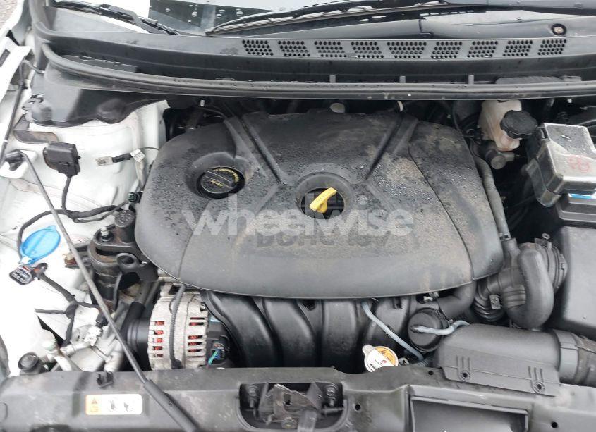 Photo 10 of 2016 Hyundai Elantra SE (VIN 5NPDH4AE2GH654376)