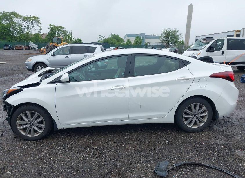 Photo 13 of 2016 Hyundai Elantra SE (VIN 5NPDH4AE2GH654376)