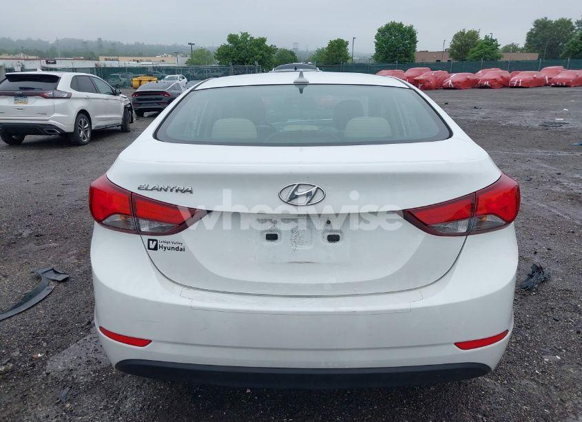 Photo 15 of 2016 Hyundai Elantra SE (VIN 5NPDH4AE2GH654376)