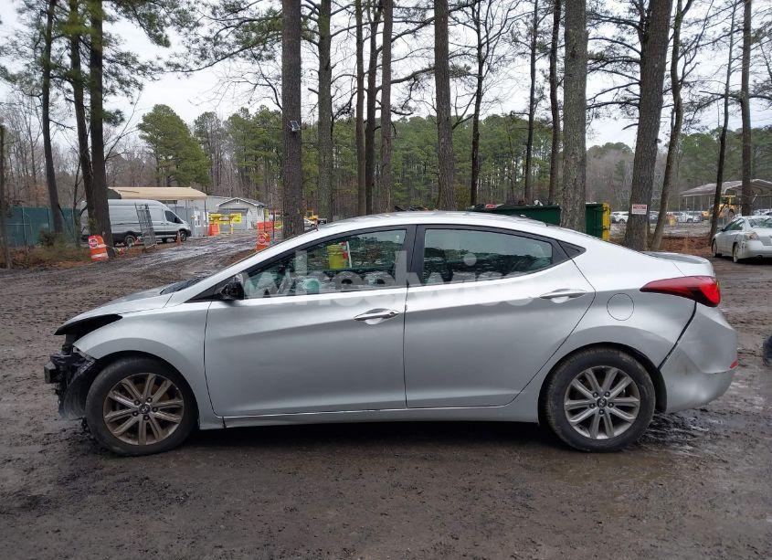 Photo 15 of 2016 Hyundai Elantra SE (VIN 5NPDH4AE2GH656743)