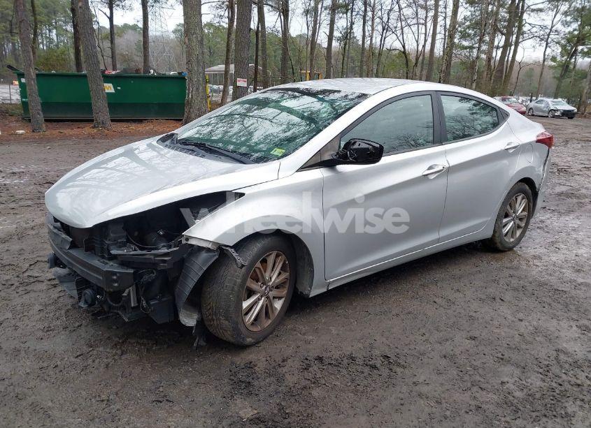 Photo 2 of 2016 Hyundai Elantra SE (VIN 5NPDH4AE2GH656743)