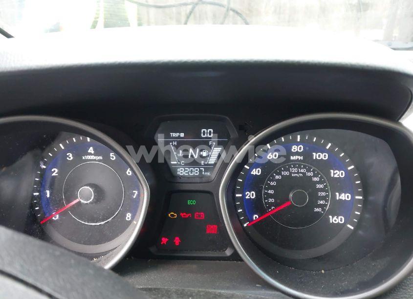 Photo 7 of 2016 Hyundai Elantra SE (VIN 5NPDH4AE2GH656743)