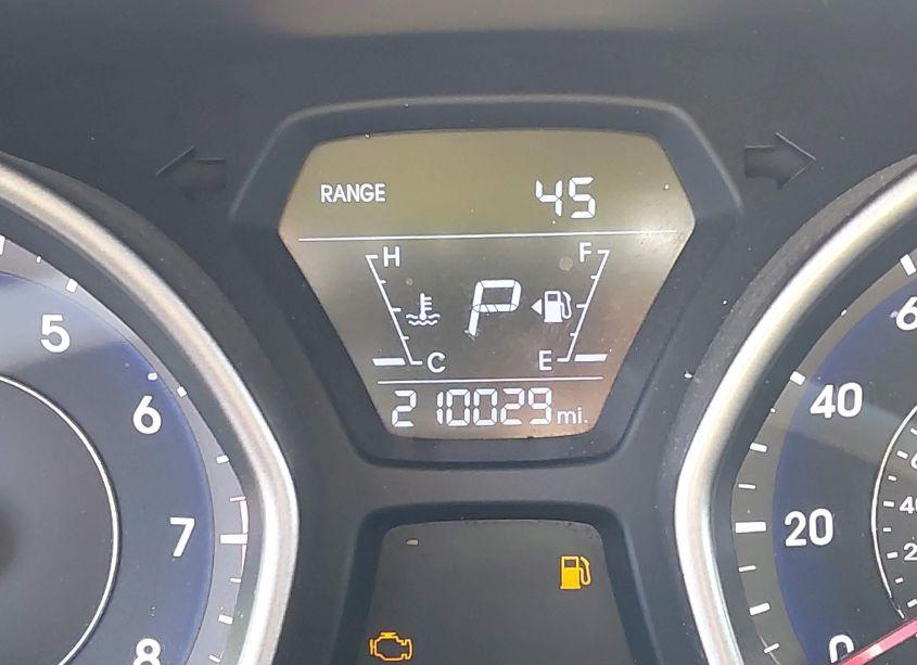 Photo 15 of 2016 Hyundai Elantra SE (VIN 5NPDH4AE2GH659786)