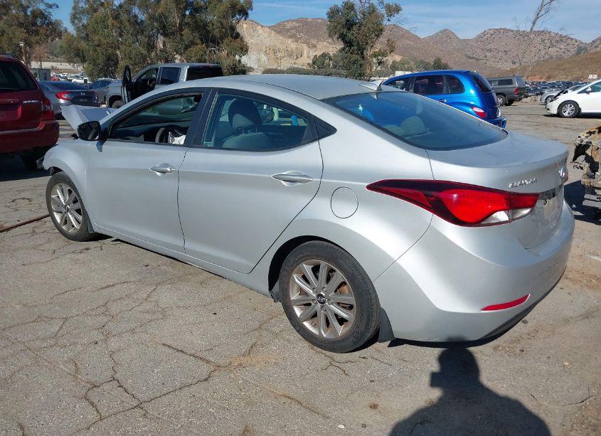 Photo 3 of 2016 Hyundai Elantra SE (VIN 5NPDH4AE2GH660291)