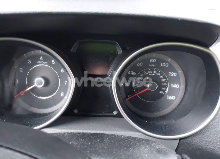 Photo 7 of 2016 Hyundai Elantra SE (VIN 5NPDH4AE2GH693369)