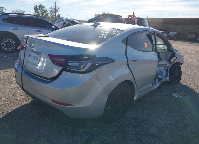 Photo 4 of 2016 Hyundai Elantra SE (VIN 5NPDH4AE2GH696689)