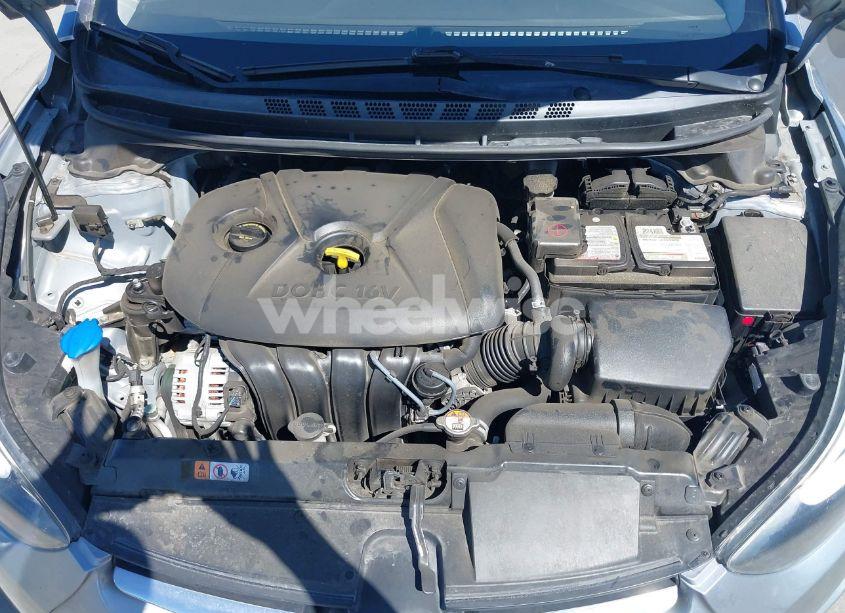 Photo 10 of 2016 Hyundai Elantra SE (VIN 5NPDH4AE2GH708646)