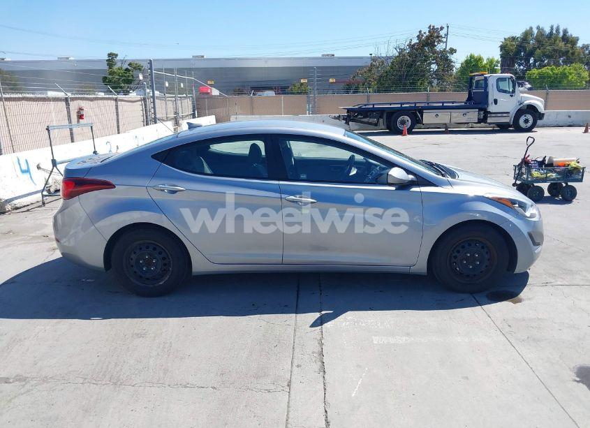 Photo 13 of 2016 Hyundai Elantra SE (VIN 5NPDH4AE2GH708646)