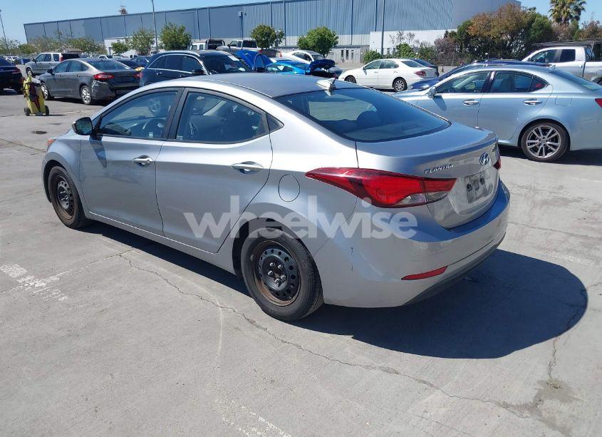 Photo 3 of 2016 Hyundai Elantra SE (VIN 5NPDH4AE2GH708646)