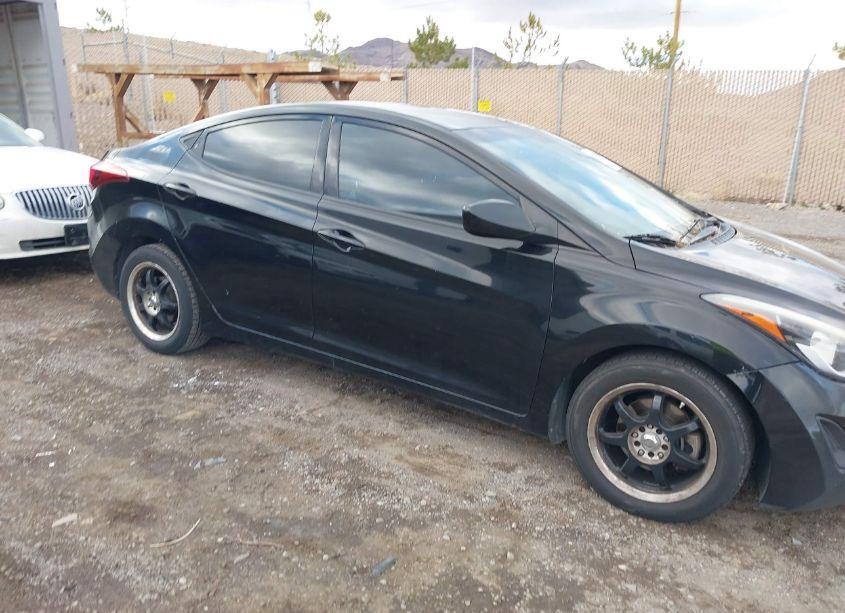 Photo 13 of 2016 Hyundai Elantra SE (VIN 5NPDH4AE2GH709165)