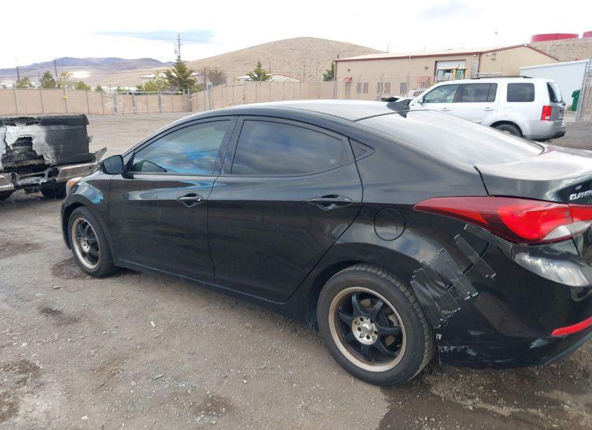 Photo 14 of 2016 Hyundai Elantra SE (VIN 5NPDH4AE2GH709165)