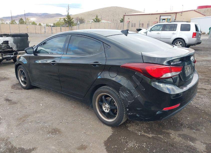 Photo 3 of 2016 Hyundai Elantra SE (VIN 5NPDH4AE2GH709165)