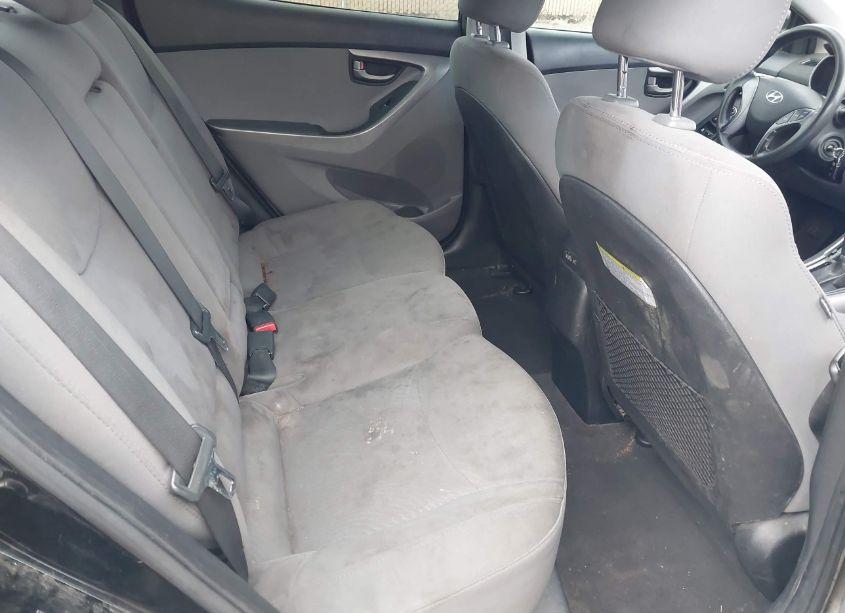 Photo 8 of 2016 Hyundai Elantra SE (VIN 5NPDH4AE2GH709165)